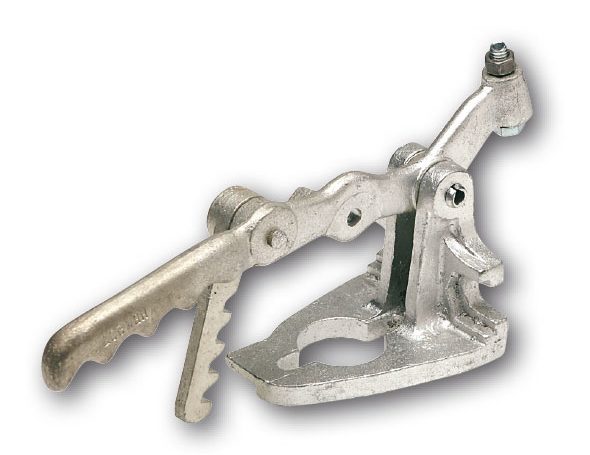 Master Cylinfer Braket 590x455