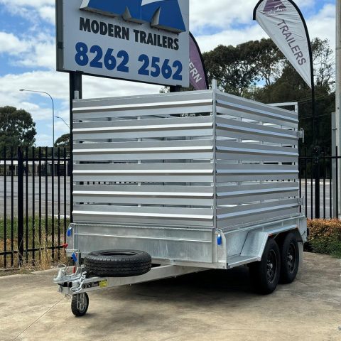 Cattle trailer