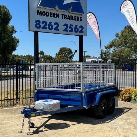 What is the difference between a trailer and a utility trailer?