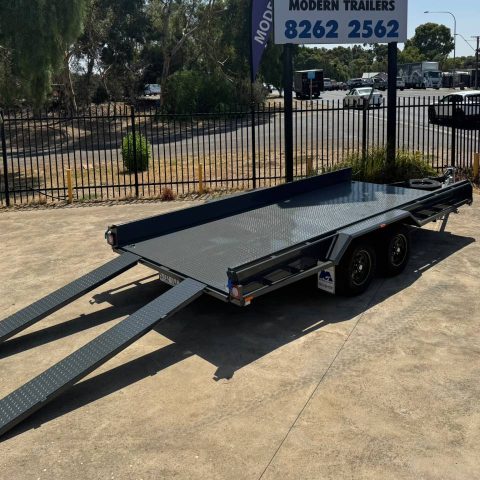 Understanding the Essentials of How to Reverse a Trailer